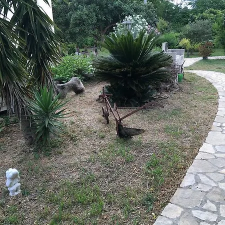 Casa di campagna Tenuta Li Santi San Cesario di Lecce